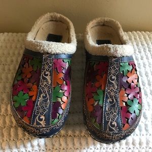L'Artiste Woodbine Sherpa Lined Clog